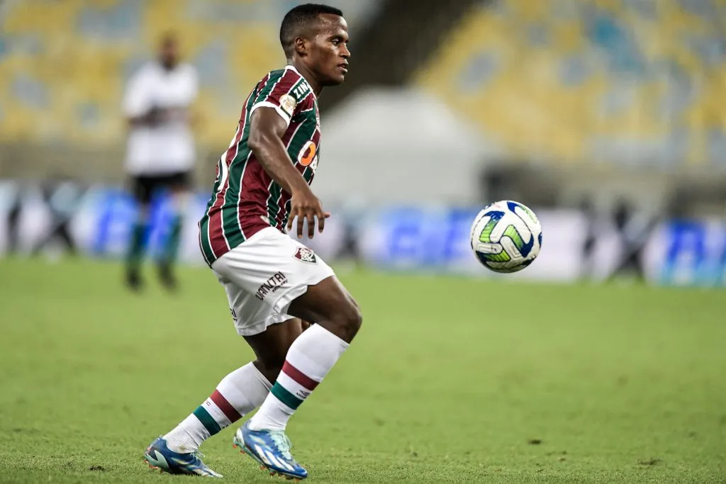 John Arias em ação pelo Fluminense. O Zenit est[a na d[uvida entre o colombiano e Artur, do Verdão – Foto: Thiago Ribeiro/AGIF