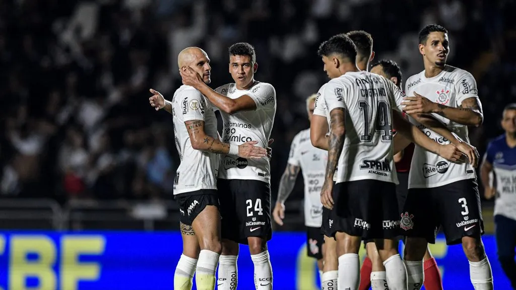 Jogadores do Corinthians comemoram – Foto: Thiago Ribeiro/AGIF