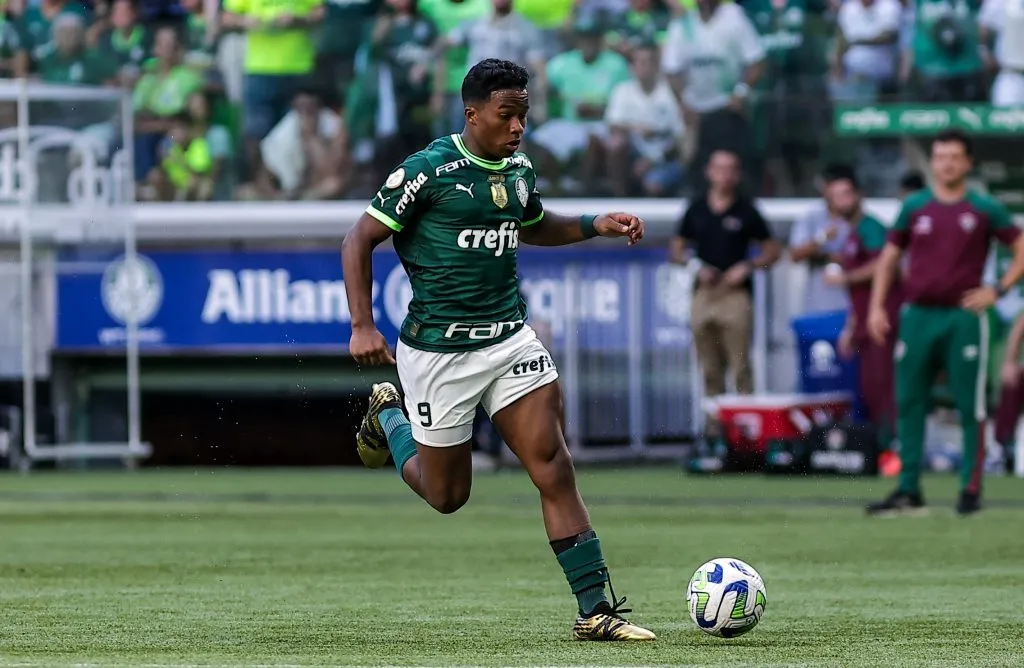 Endrick jogou muito na reação Alviverde. Foto: Fabio Giannelli/AGIF