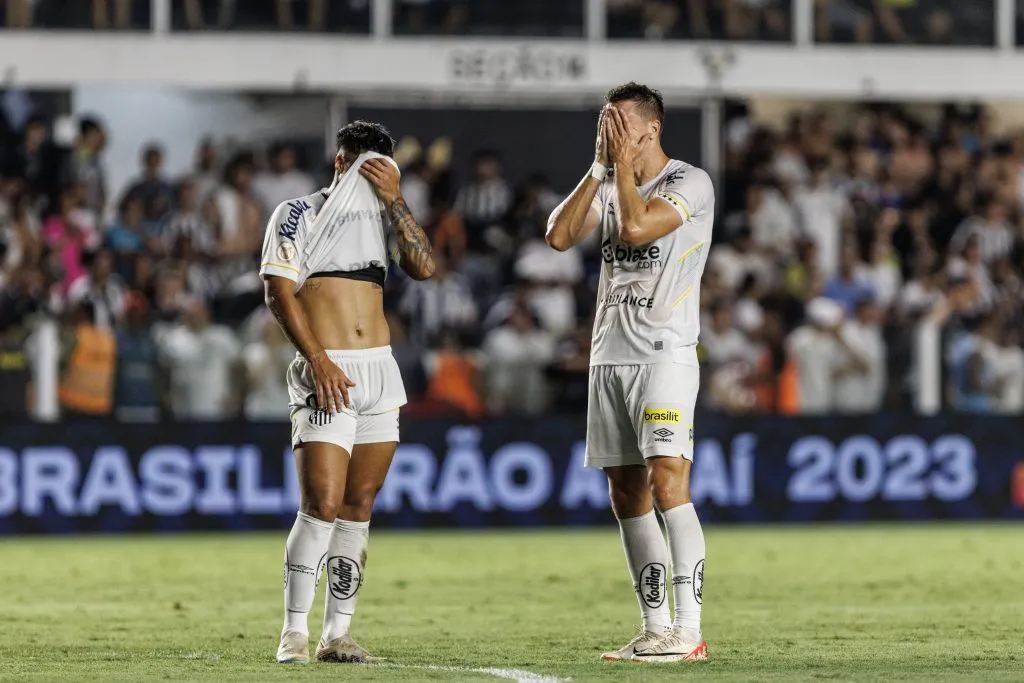 Santos foi rebaixado - Abner Dourado/AGIF