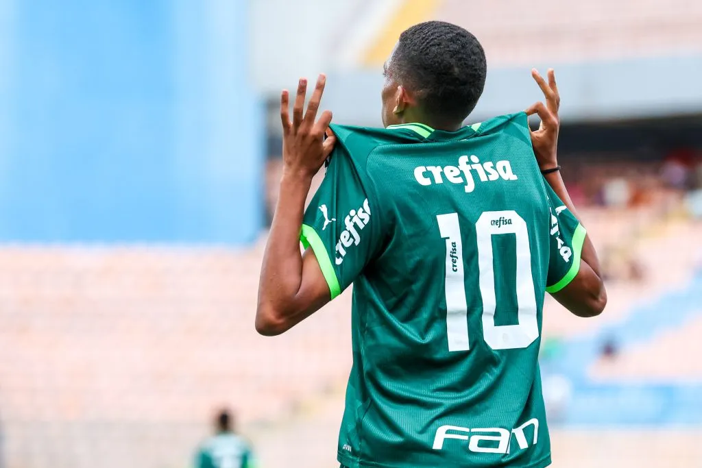 Estevao jogador do Palmeiras comemora seu gol durante partida contra o Queimadense no estadio Arena Barueri pelo campeonato Copa Sao Paulo 2024. Foto: Marcello Zambrana/AGIF