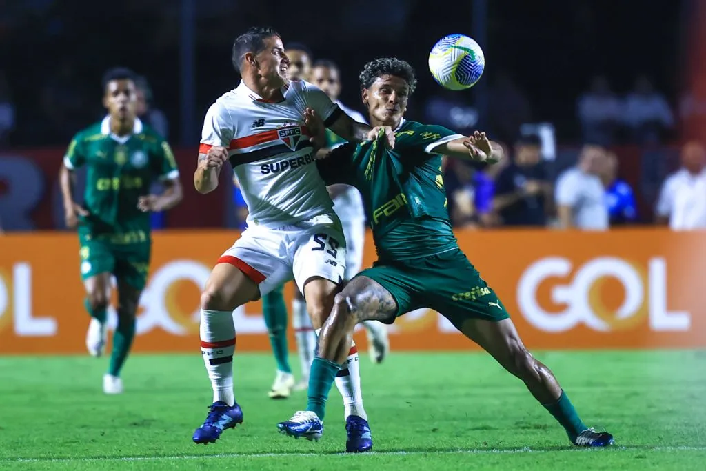 Estreia de Zubeldía no clássico terminou 0 a 0. Foto: Marcello Zambrana/AGIF
