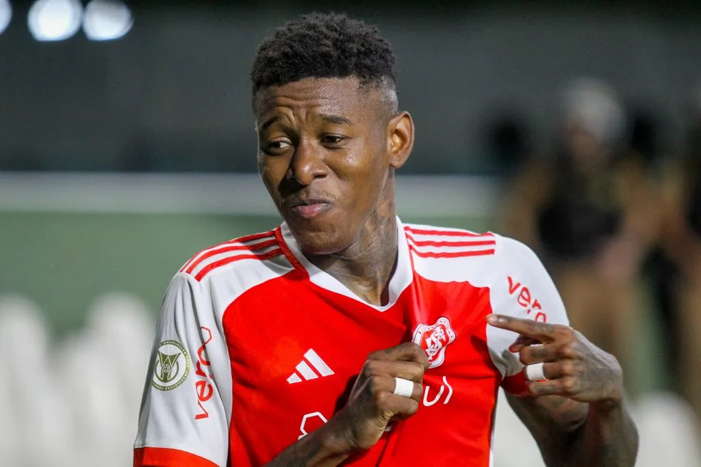 Vitão está focado no Gre-Nal