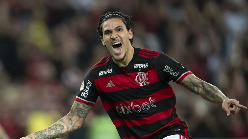 Pedro pode voltar ao Flamengo contra o Corinthians. Foto: Jorge Rodrigues/AGIF