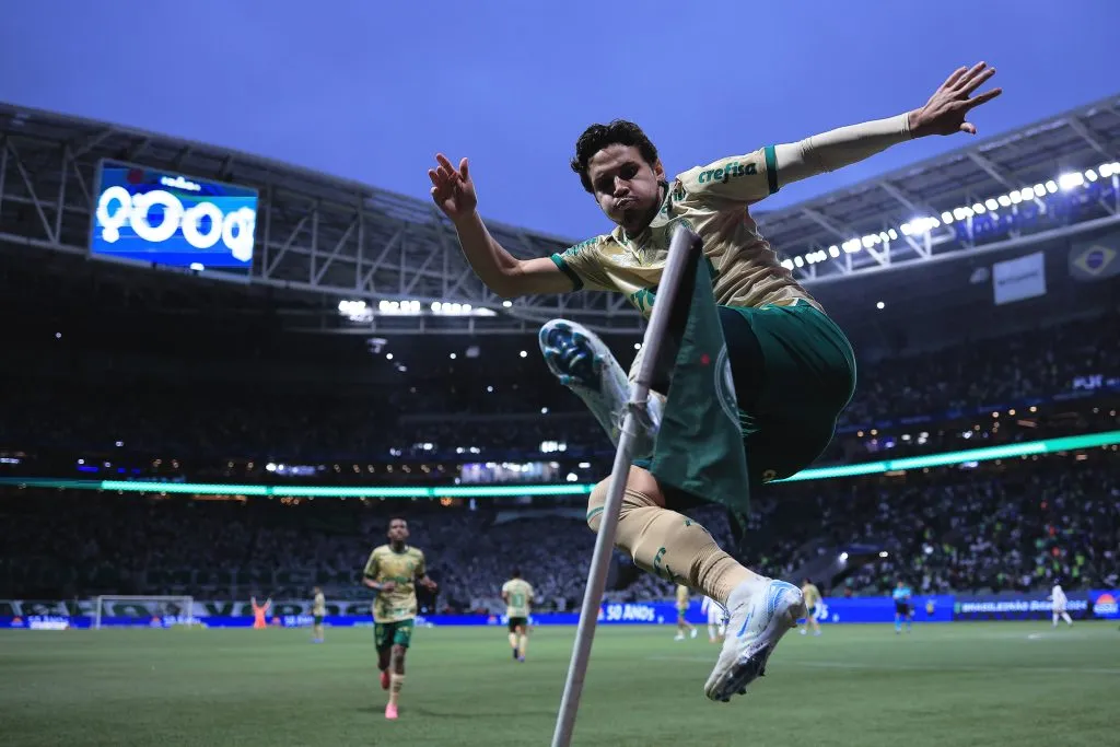 Raphael Veiga jogador do Palmeiras – Foto: Ettore Chiereguini/AGIF
