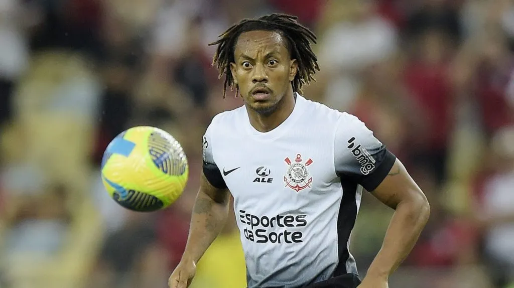 Carrillo, jogador do Corinthians
