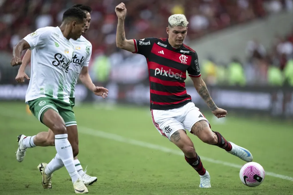 Flamengo bateu o Juventude por 6 a 0 no primeiro turno, no Maracanã. Foto: Jorge Rodrigues/AGIF