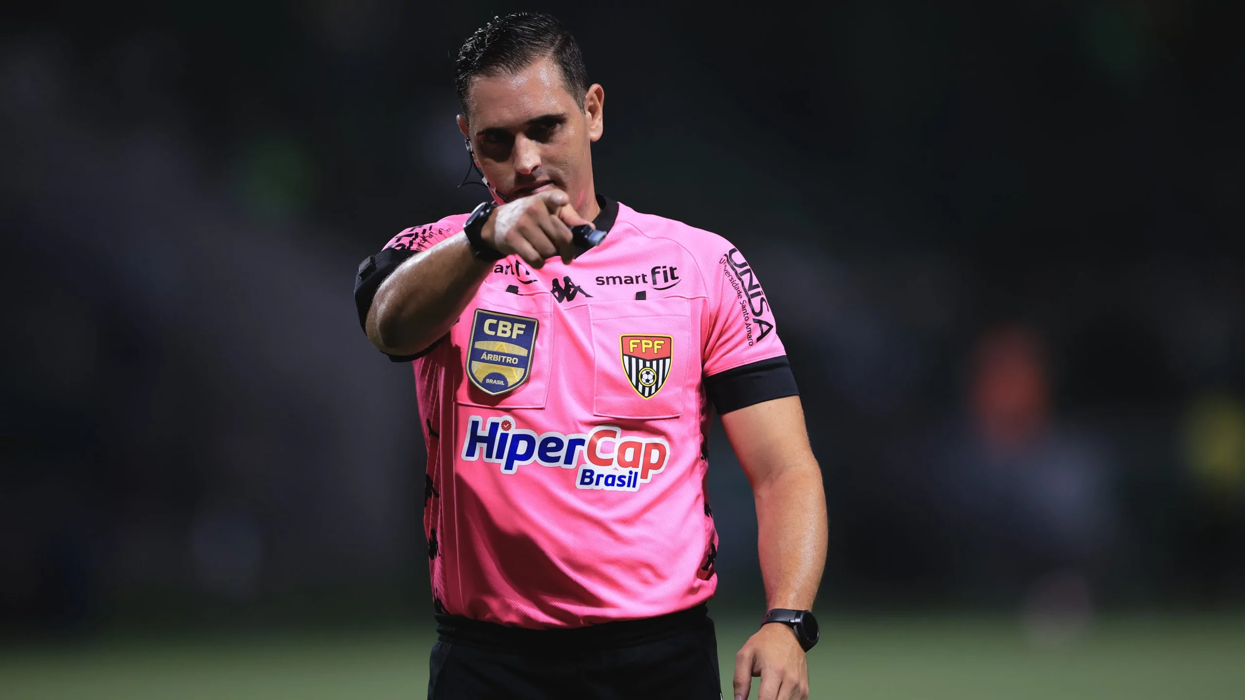 João Vitor Gobi vai apitar Palmeiras X Santos – Foto: Ettore Chiereguini/AGIF