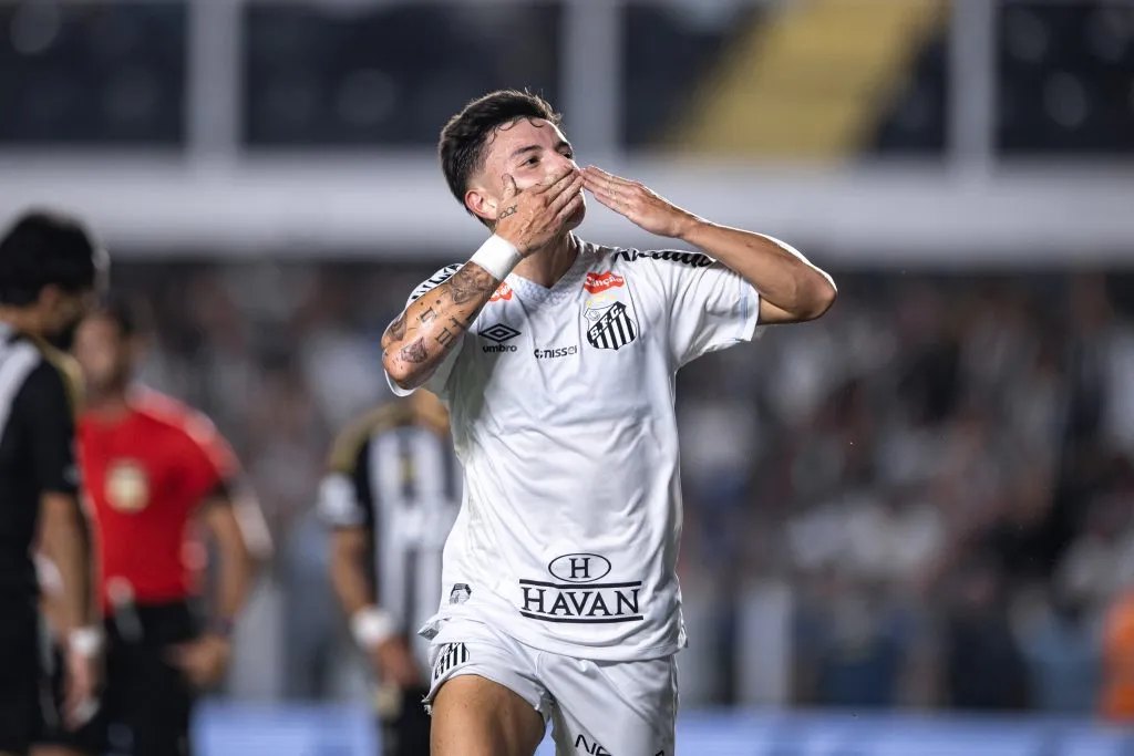Barreal fez um golaço na Vila Belmiro - Foto: Abner Dourado/AGIF.