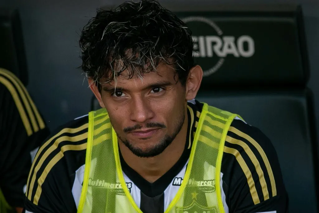 Scarpa foi outro que acionou a Justiça alegando atraso em pendências no Atlético-MG – Foto: Fernando Moreno/AGIF