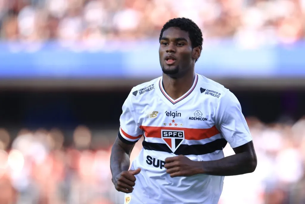 Lucas Ferreira deve ser titular em  Ceará x São Paulo. Foto: Marcello Zambrana/AGIF