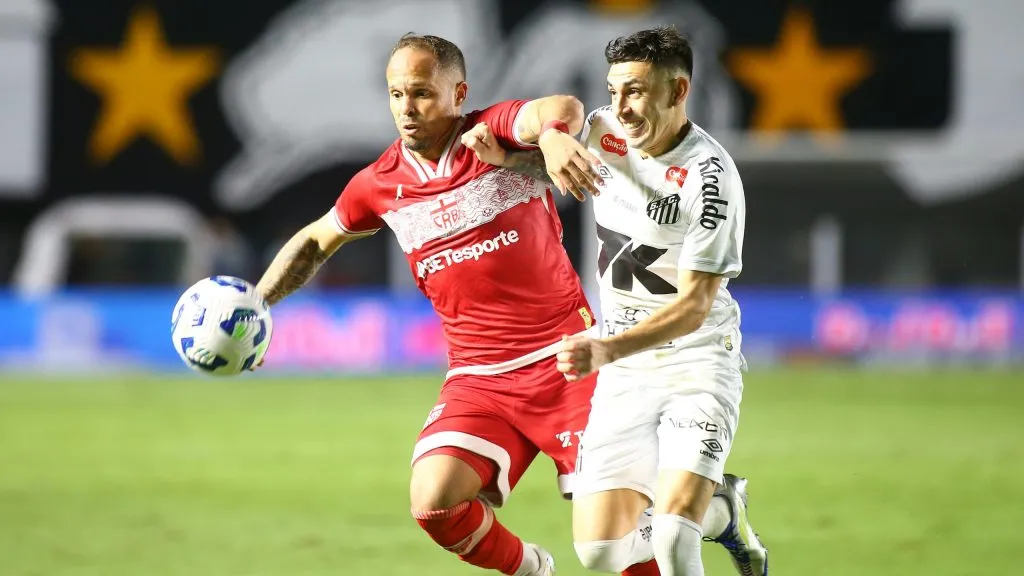 CRB x Santos se enfrentam pela Copa do Brasil 2025. Foto: Mauricio De Souza/AGIF