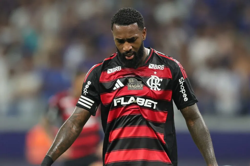 Zenit deve pagar multa rescisória e tirar Gerson do Flamengo. Foto: Gilson Lobo/AGIF