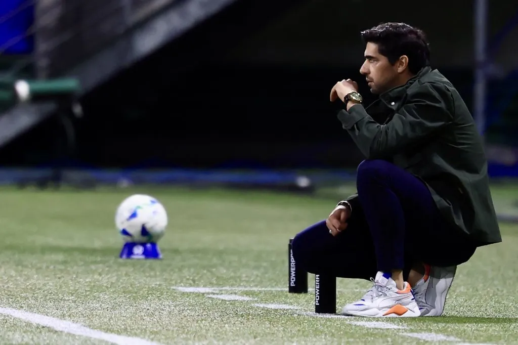 SP – SAO PAULO – 15/05/2025 – COPA LIBERTADORES 2025, PALMEIRAS X BOLIVAR – Abel Ferreira tecnico do Palmeiras durante partida contra o Bolivar no estadio Arena Allianz Parque pelo campeonato Copa Libertadores 2025. Foto: Marcello Zambrana/AGIF