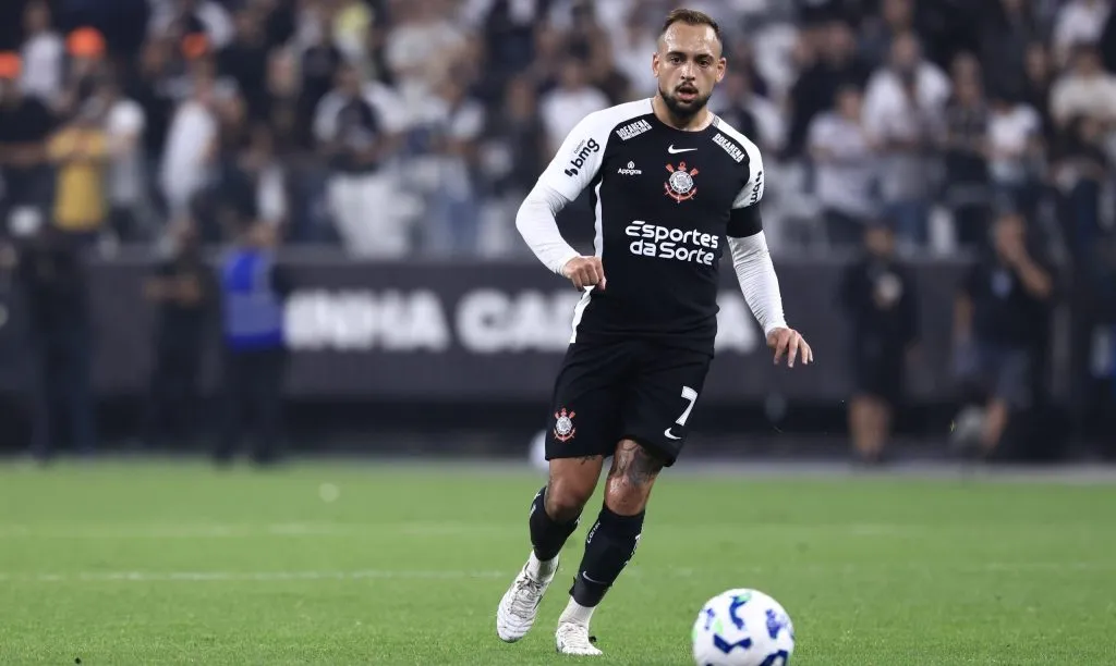 Maycon e uma das baixas na Copa Betano do Brasil –  Foto: Marcello Zambrana/AGIF