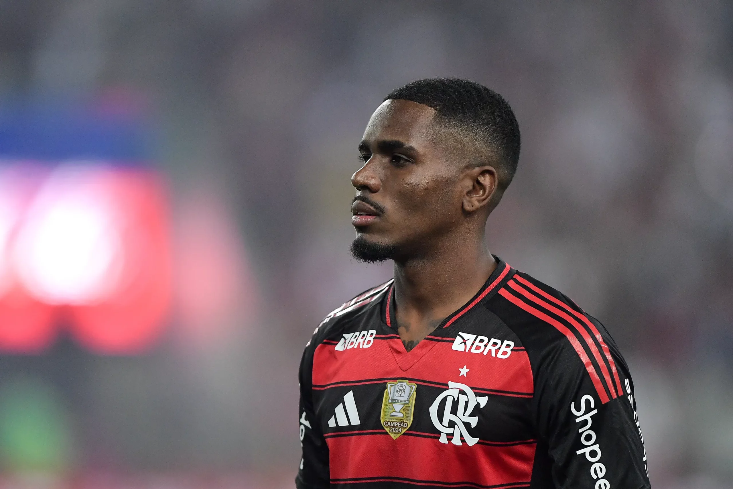 Evertton Araujo durante partida contra o Fortaleza no estadio Maracana pelo campeonato Brasileiro A 2025. Foto: Thiago Ribeiro/AGIF