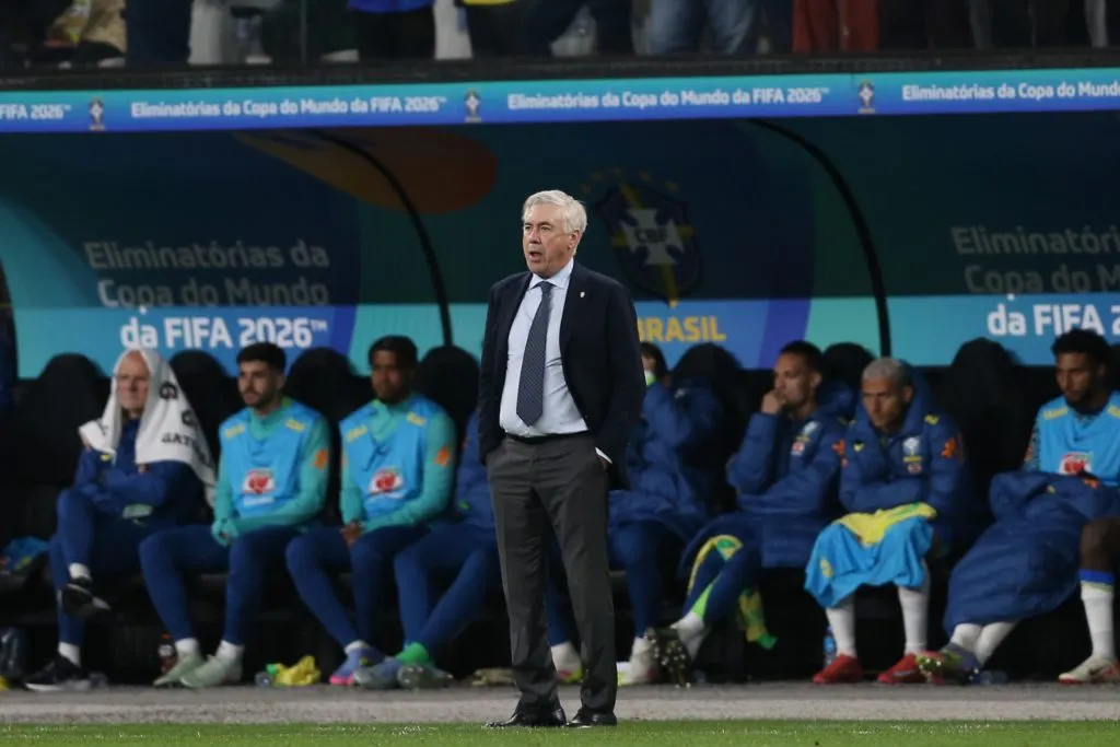 SP – SAO PAULO – 10/06/2025 – ELIMINATORIAS COPA DO MUNDO 2026, SELECAO BRASILEIRA X PARAGUAI – Carlo Ancelotti tecnico da Selecao Brasileira durante a partida entre Brasil e Paraguai na Neo Quimica Arena em Sao Paulo (SP), pelas Eliminatorias da Copa do Mundo 2026. Foto: Marlon Costa/AGIF