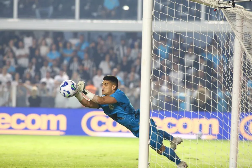 Brazão é o goleiro com mais defesas no Brasileirão Betano. Foto: Mauricio De Souza/AGIF