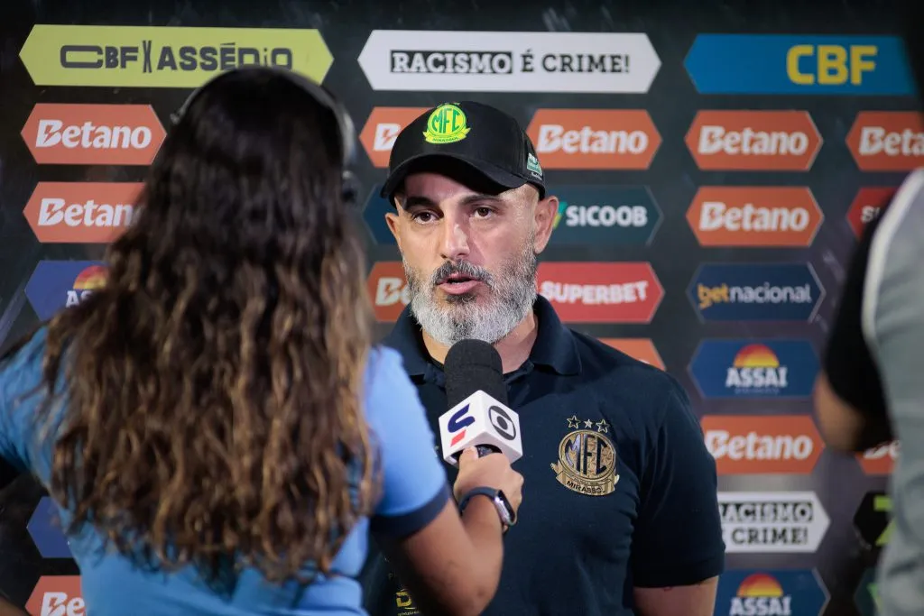 Rafael Guanaes tecnico do Mirassol durante partida contra o Cruzeiro – Foto: Vinicius Silva/AGIF