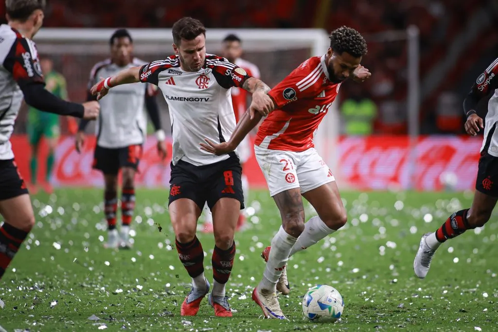 Saúl conquistou a titularidade no Flameng em pouco tempo. Foto: Maxi Franzoi/AGIF