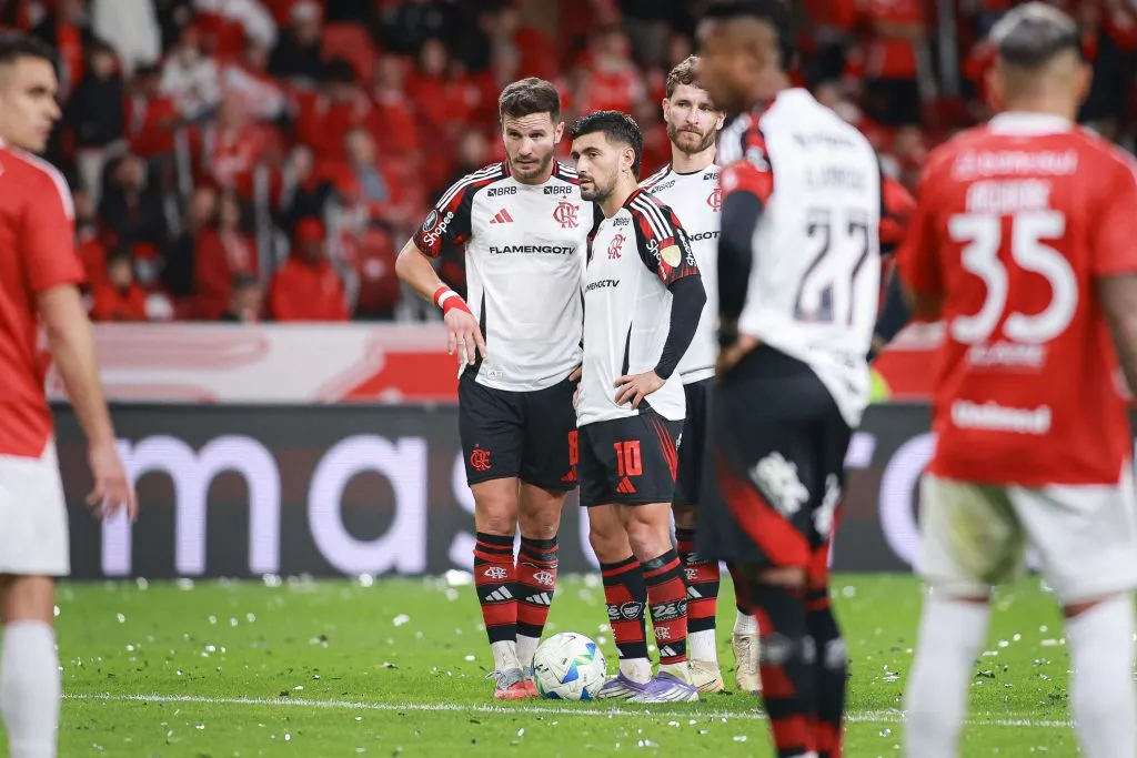 Flamengo avançou sem maiores dificuldades - Foto: Maxi Franzoi/AGIF.