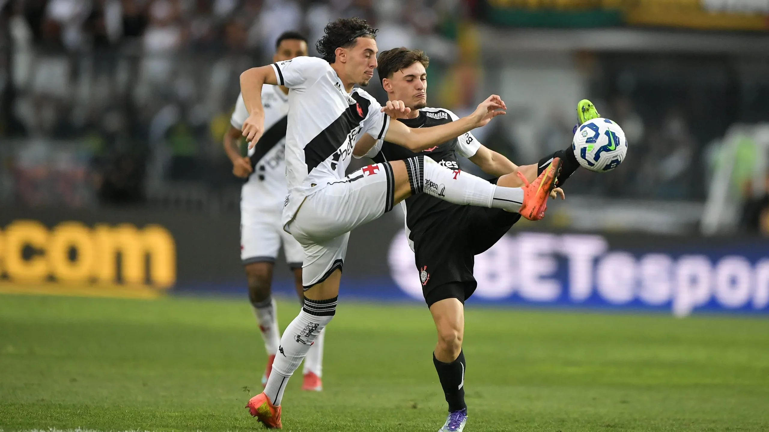 Corinthians tem bom retrospecto diante do Vasco - Foto: Thiago Ribeiro/AGIF.