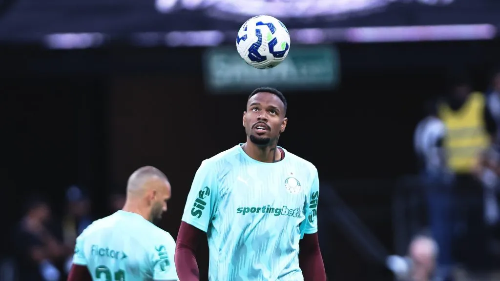 Carlos Miguel ainda não estreou pelo Palmeiras. Foto: Ettore Chiereguini/AGIF