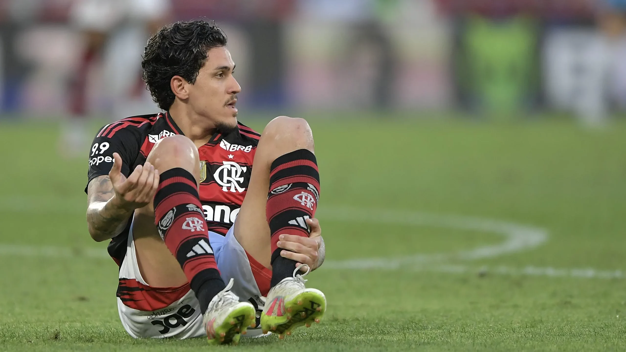 Pedro não conseguiu se destacar em campo - Foto: Thiago Ribeiro/AGIF.