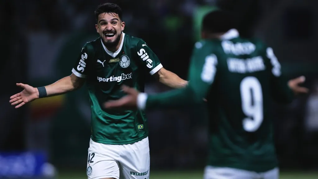 A dupla formada por Flaco e Vitor Roque segue em alta, com qualidade avassaladora – Foto: Ettore Chiereguini/AGIF