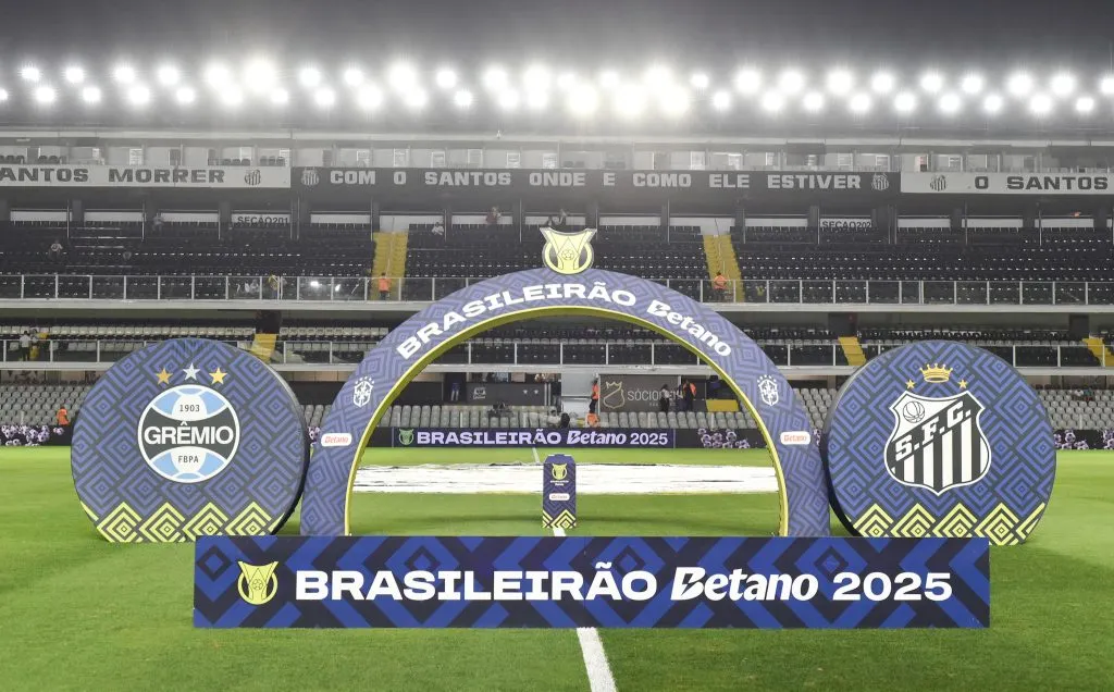 Santos aposta na Vila Belmiro para escapar do rebaixamento Foto: Jota Erre/AGIF