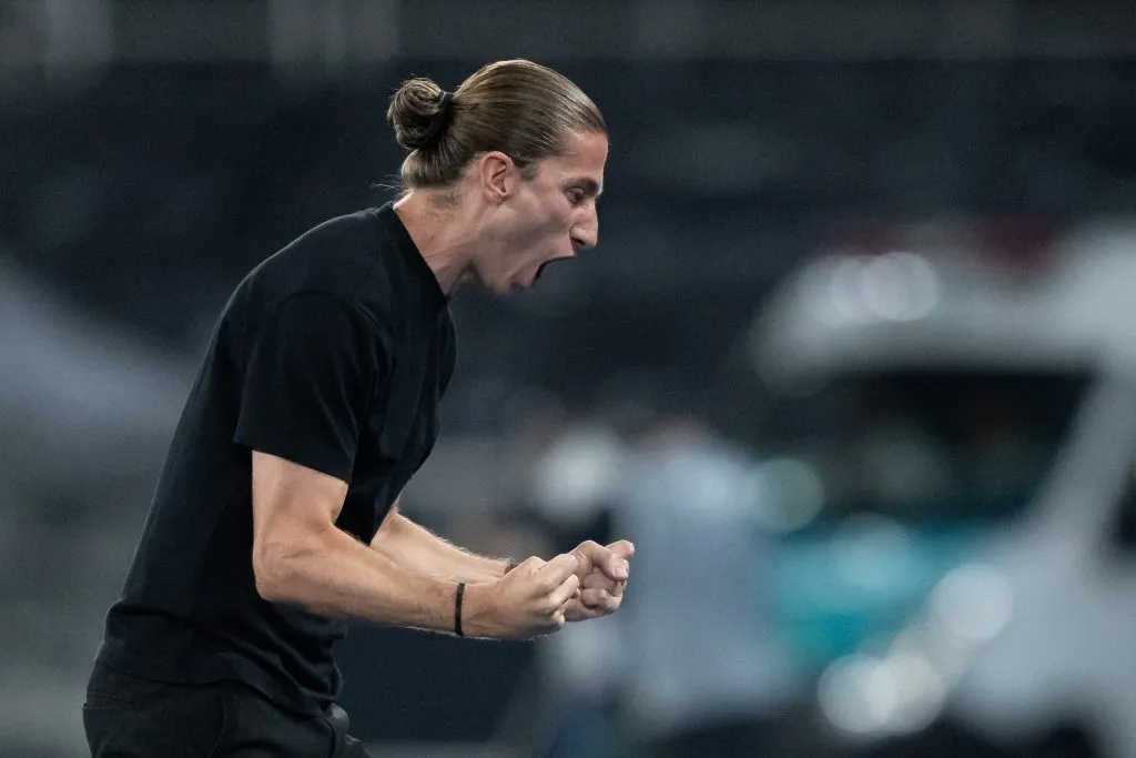 Filipe Luís deve fazer mudanças para Flamengo x Sport. Foto: Jorge Rodrigues/AGIF