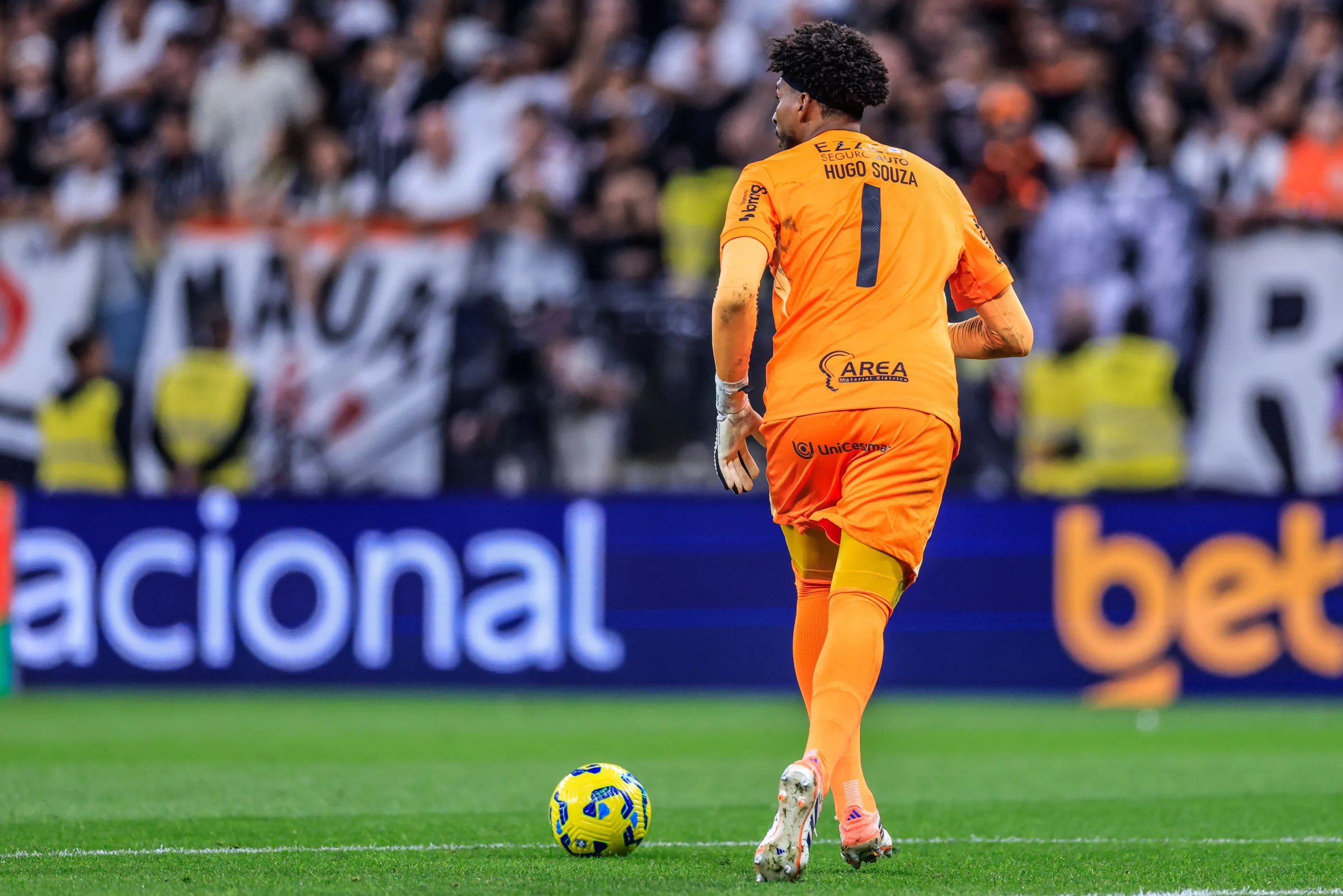 Hugo Souza goleiro do Corinthians durante partida contra o Cruzeiro no estadio Arena Corinthians pelo campeonato Copa Do Brasil 2025. Foto: Marcello Zambrana/AGIF