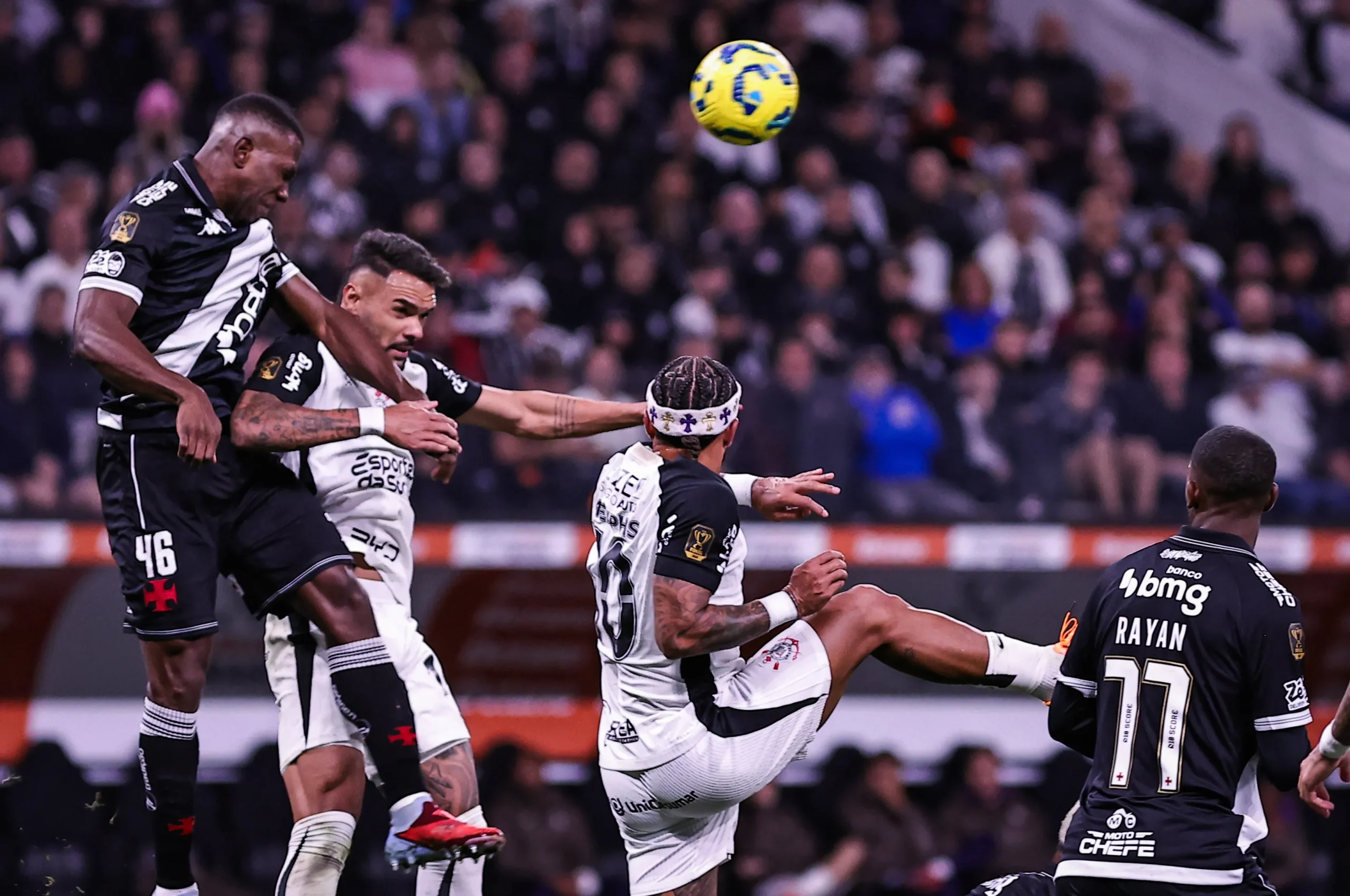 Memphis Depay jogador do Corinthians durante partida contra o Vasco no estadio Arena Corinthians pelo campeonato Copa Do Brasil 2025.  Foto: Fabio Giannelli/AGIF