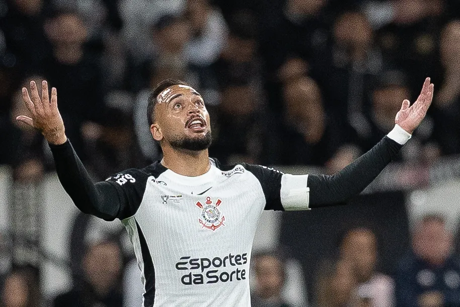 SP – SAO PAULO – 17/12/2025 – COPA DO BRASIL 2025, CORINTHIANS X VASCO -Maycon jogador do Corinthians lamenta durante partida contra o Vasco no estadio Arena Corinthians pelo campeonato Copa Do Brasil 2025. Foto: Joisel Amaral/AGIF