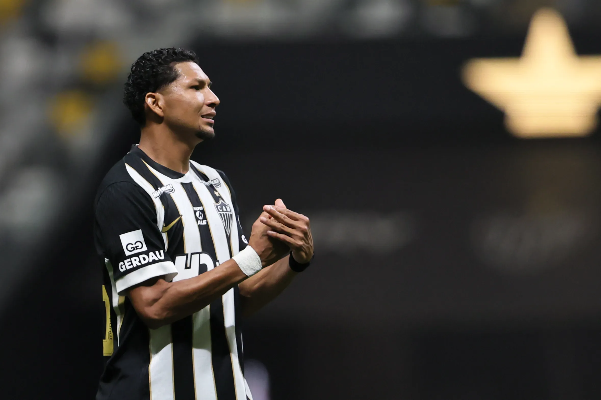 Sem Michael, Santos conseguiu encaminhar a chegada de Rony, ex-Atlético-MG – Foto: Gilson Lobo/AGIF