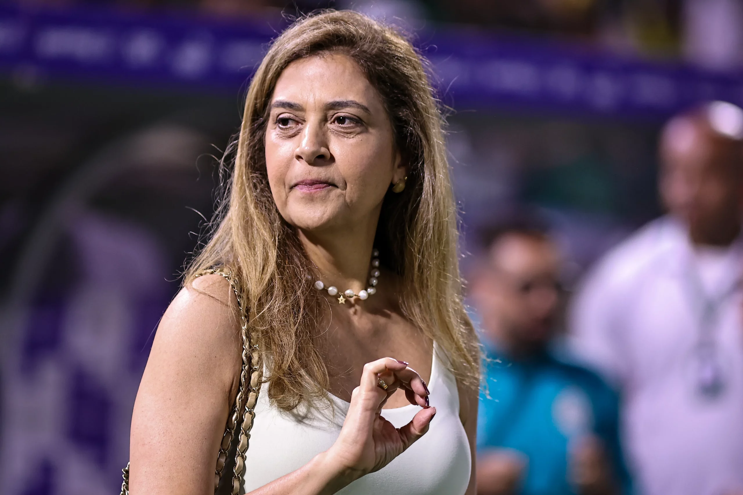 SP – BARUERI – 17/01/2026 – PAULISTA 2026, PALMEIRAS X MIRASSOL –  Leila Pereira presidente do Palmeiras durante partida contra o Mirassol no estadio Arena Barueri pelo campeonato Paulista 2026.  Foto: Fabio Giannelli/AGIF