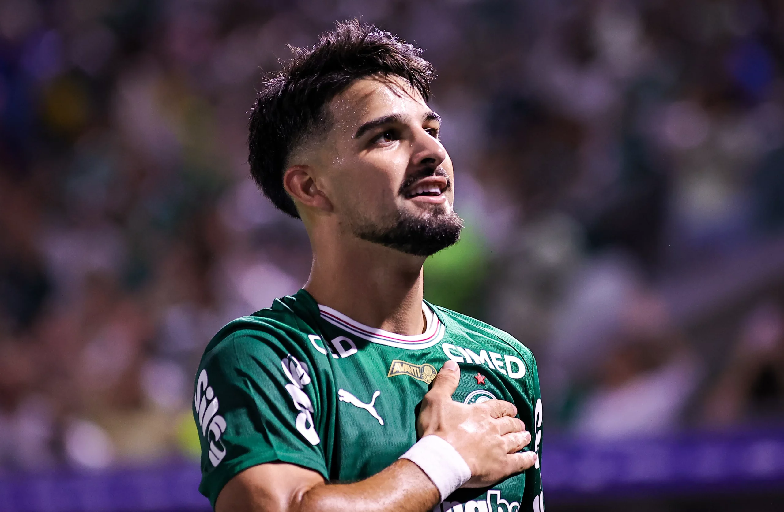 Flaco Lopez, jogador do Palmeiras, comemora seu gol durante partida contra o Mirassol no estadio Arena Barueri pelo campeonato Paulista 2026. Foto: Fabio Giannelli/AGIF