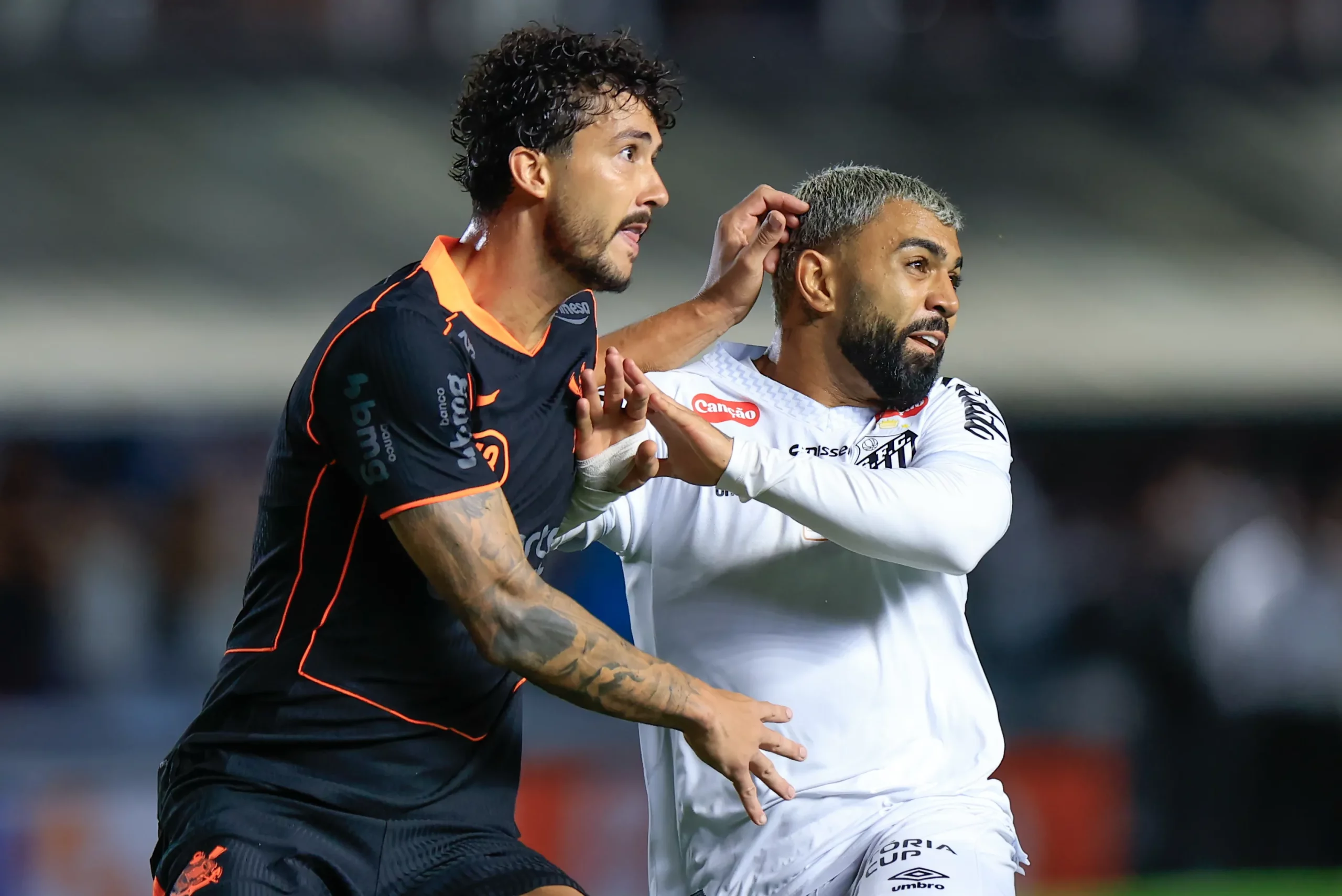 Gabigol foi protagonista no último Santos x SCCP. Foto: Marcello Zambrana/AGIF