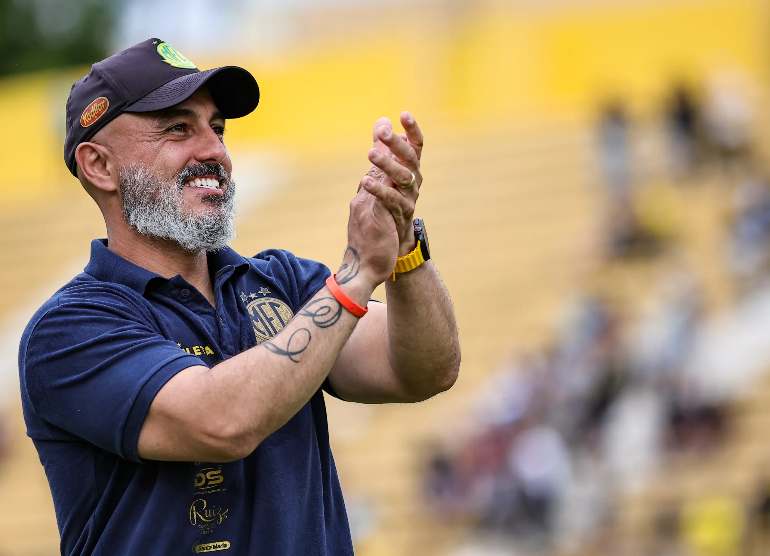 Rafael Guanaes tecnico do Mirassol durante partida contra o Sao Bernardo no estadio Primeiro de Maio pelo campeonato Paulista 2026.   Foto: Fabio Giannelli/AGIF