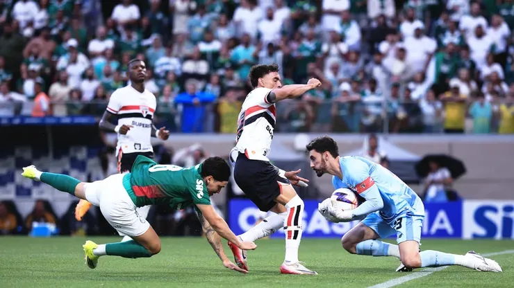 Na primeira fase do Paulistão, Palmeiras venceu Choque-Rei por 3 a 1 em Barueri – Ettore Chiereguini/AGIF