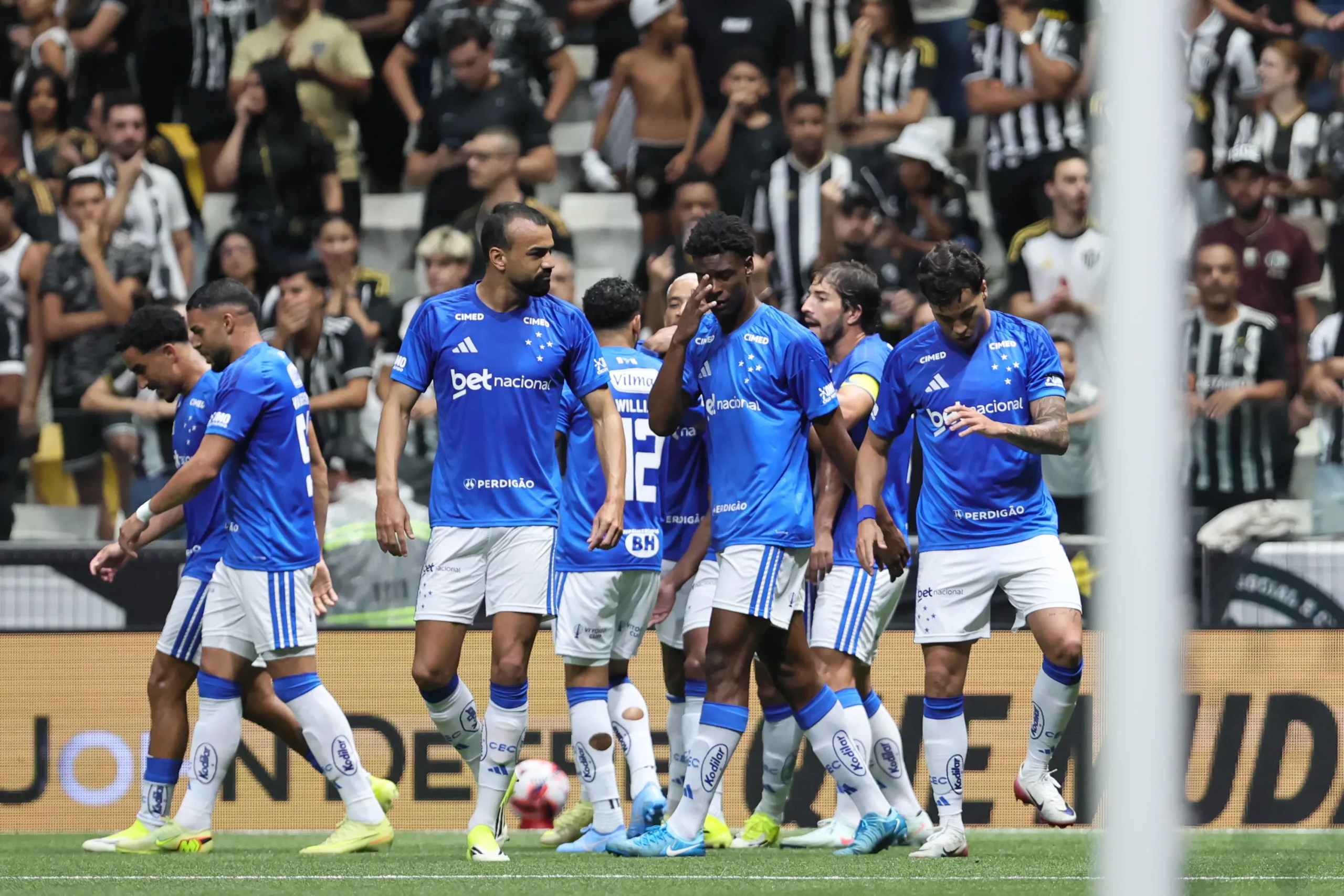 Foto: Gilson Lobo/AGIF