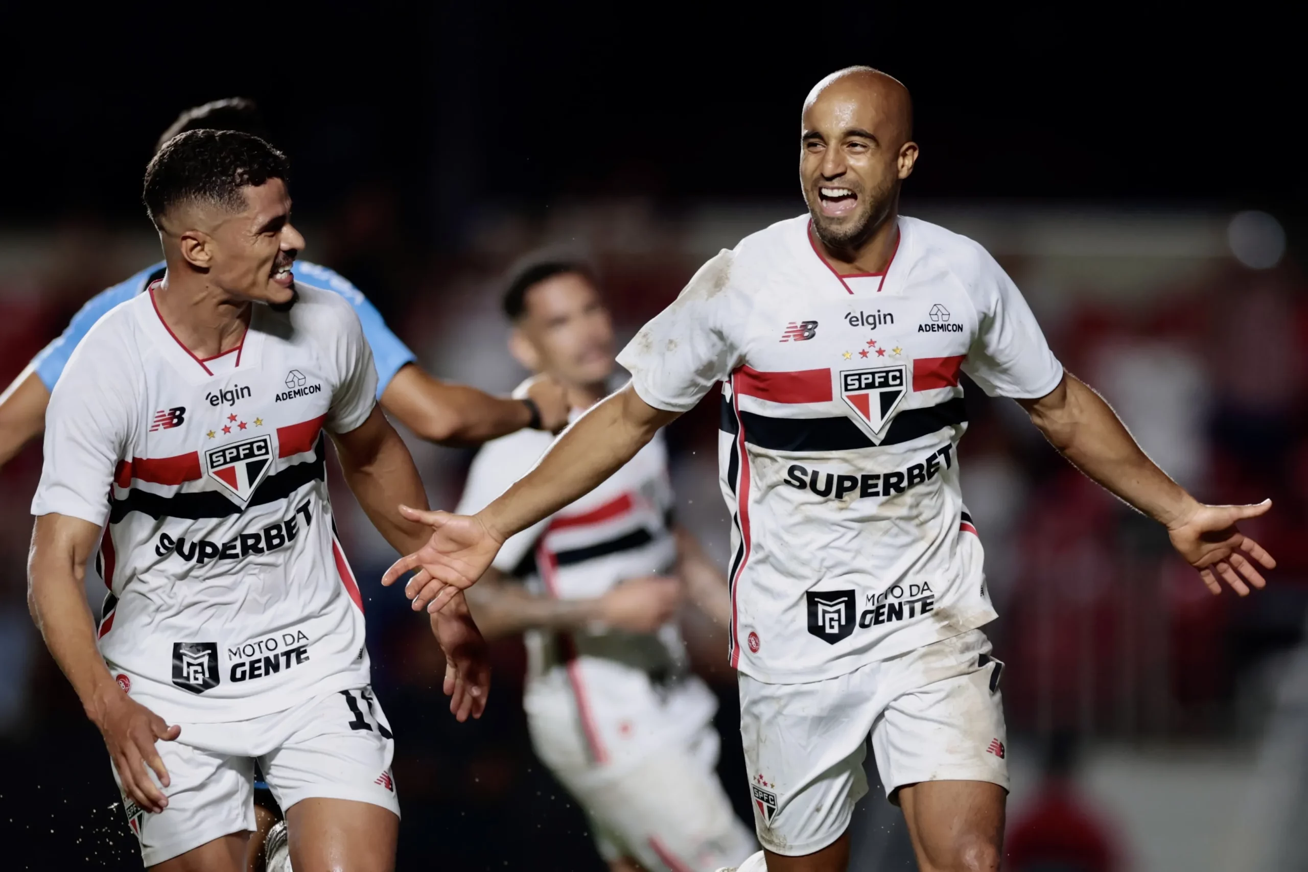 SP – SAO PAULO – 11/02/2026 – BRASILEIRO A 2026, SAO PAULO X GREMIO – Lucas jogador do Sao Paulo comemora seu gol durante partida contra o Gremio no estadio Morumbi pelo campeonato Brasileiro A 2026. Foto: Marcello Zambrana/AGIF