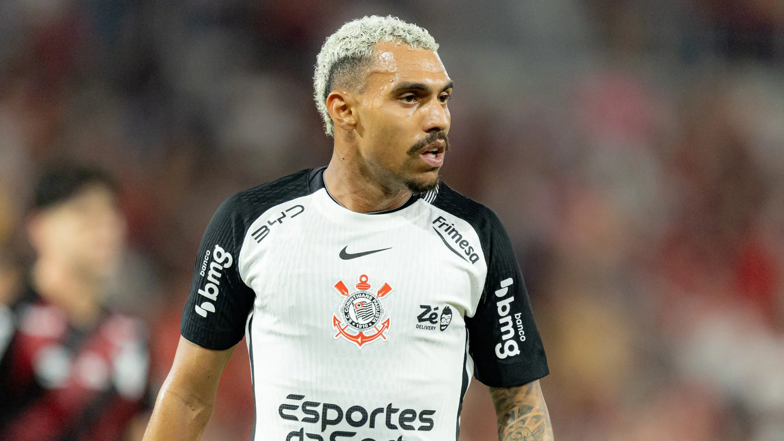 Matheuzinho é titular absoluto do Corinthians - Foto: Paulo De Tarso/AGIF.