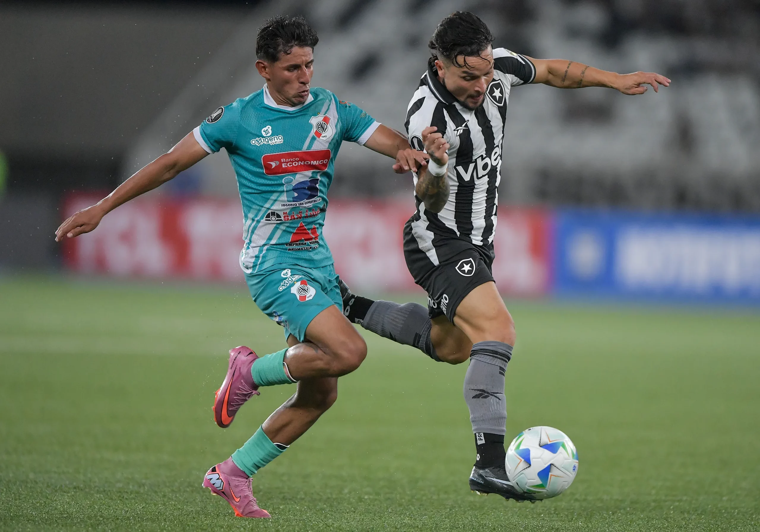 Artur jogador do Botafogo durante partida contra o Nacional Potosi no estadio Engenhao pelo campeonato Copa Libertadores 2026. Foto: Thiago Ribeiro/AGIF