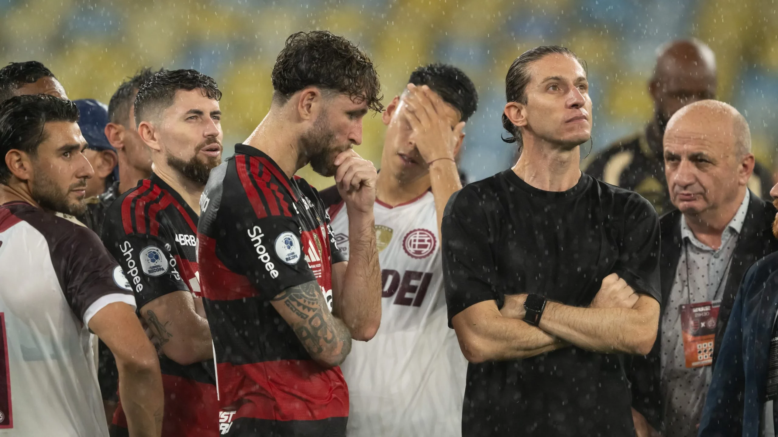Situação piorou com o vice na Recopa - Foto: Jorge Rodrigues/AGIF.