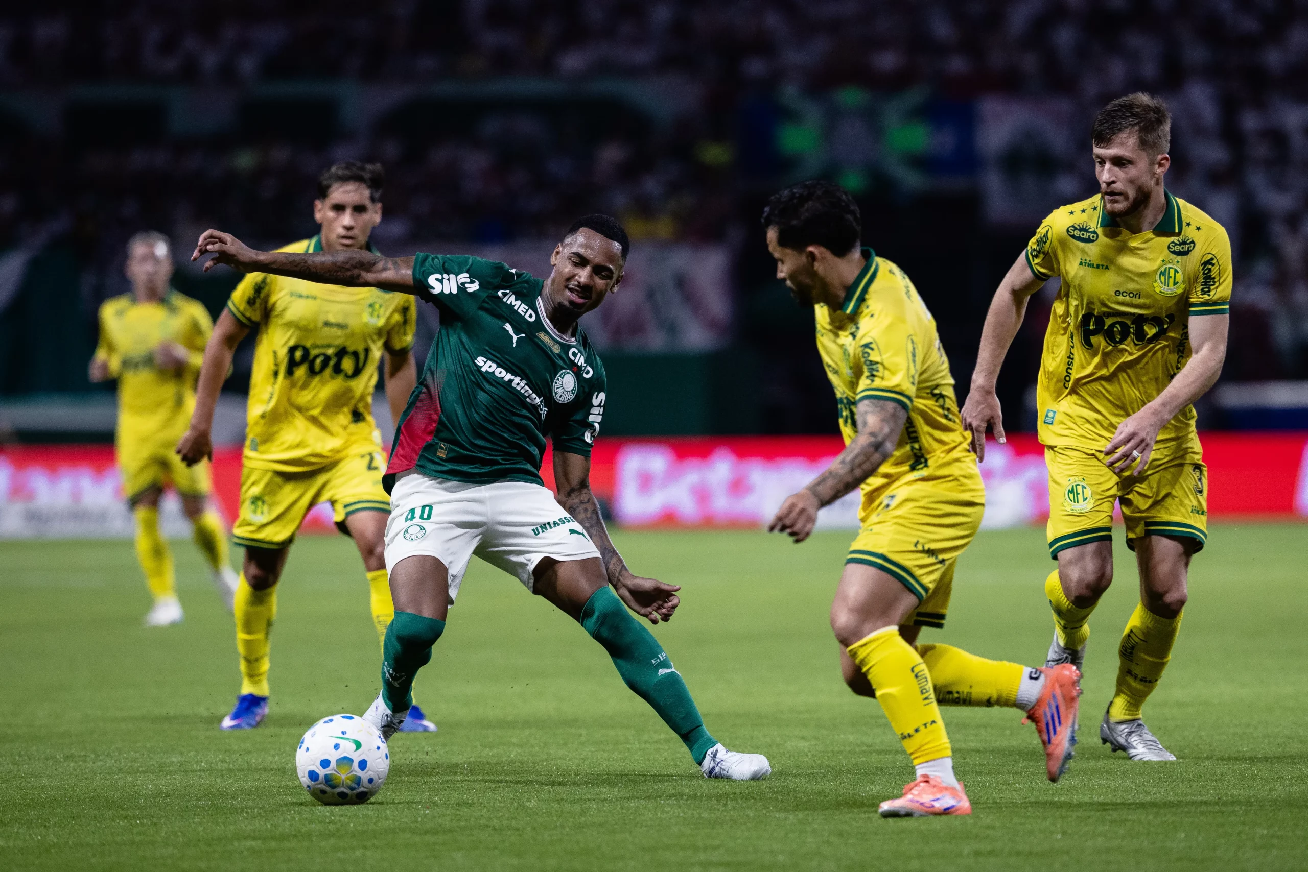 Allan jogador do Palmeiras durante partida contra o Mirassol no estadio Arena Allianz Parque pelo campeonato Brasileiro A 2026. Foto: Ettore Chiereguini/AGIF