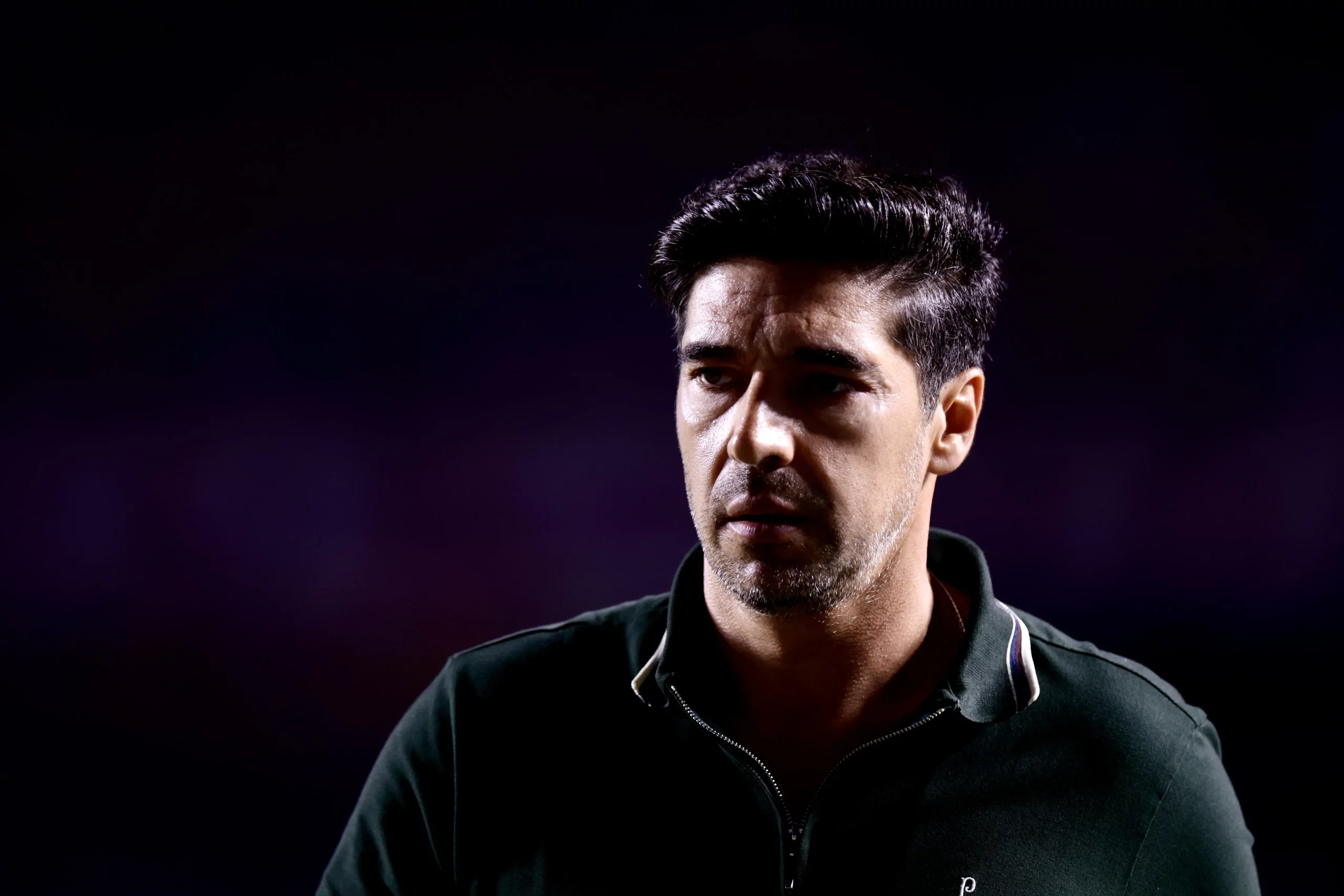 SP – SAO PAULO – 21/03/2026 – BRASILEIRO A 2026, SAO PAULO X PALMEIRAS – Abel Ferreira tecnico do Palmeiras recebe cartao vermelho do arbitro durante partida contra o Sao Paulo no estadio Morumbi pelo campeonato Brasileiro A 2026. Foto: Marcello Zambrana/AGIF