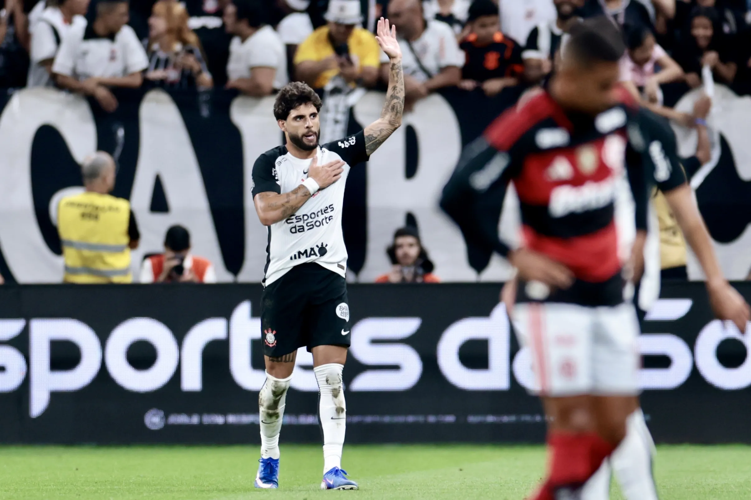 Yuri Alberto jogador do Corinthians comemora seu gol durante partida contra o Flamengo. Foto: Marcello Zambrana/AGIF