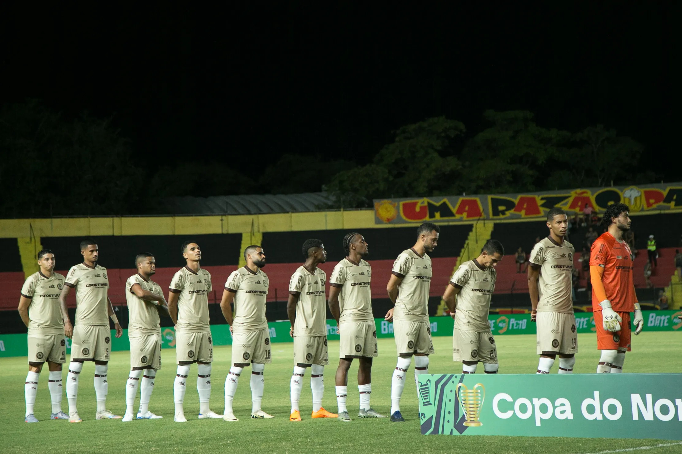 PE – RECIFE – 24/03/2026 – COPA DO NORDESTE 2026, SPORT X JACUIPENSE – Jogadores da Jacuipense durante a partida contra a Sport pela Copa do Nordeste 2026 na Ilha do Retiro. Foto: Marlon Costa/AGIF