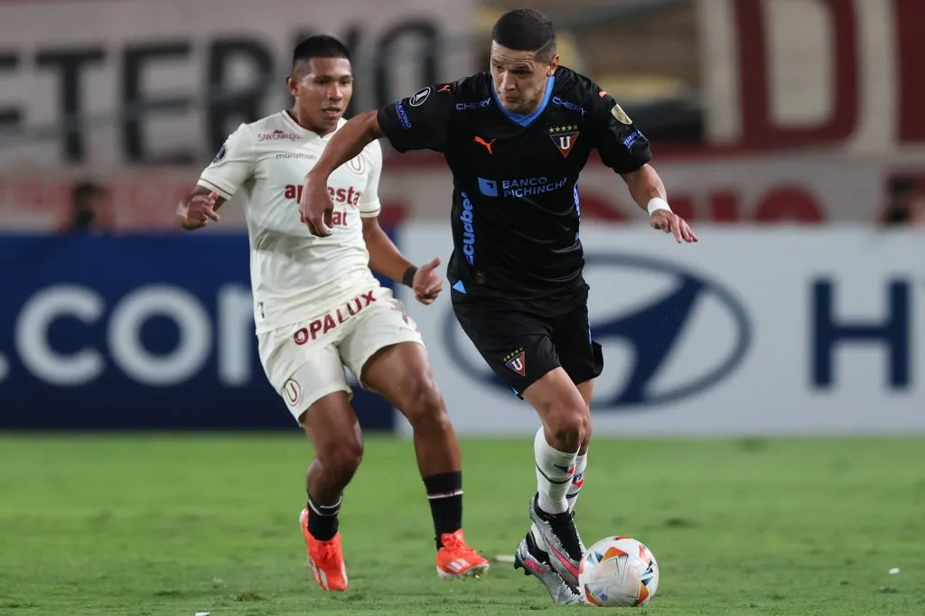 Alex Arce é o principal destaque da LDU em 2024 e vem sendo alvo de diversos times para a próxima temporada, como o Palmeiras.